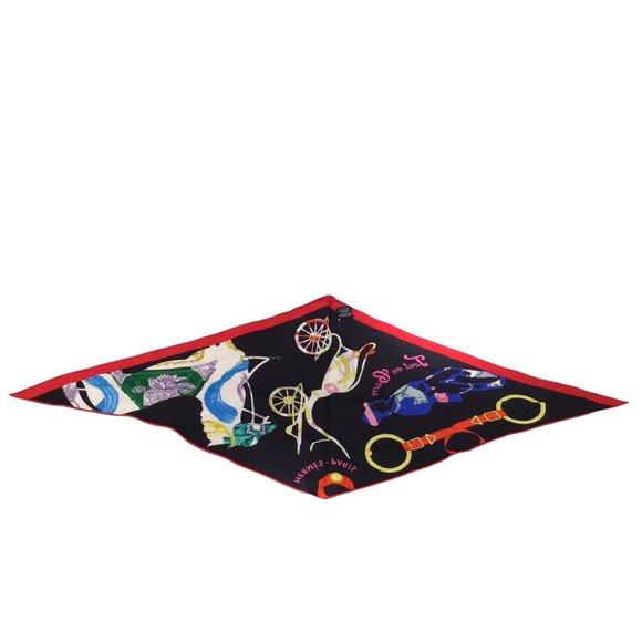 HERMES Triangle Scarf Rosange - Picture 3 of 10